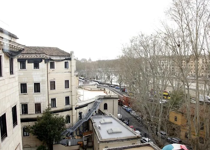 Rome, Very 2 Bedrooms 4 Beds Rom