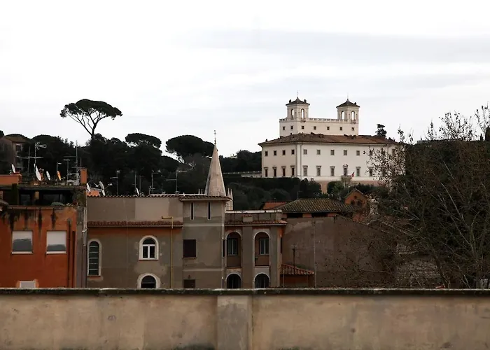 Rome, Very 2 Bedrooms 4 Beds * Rom