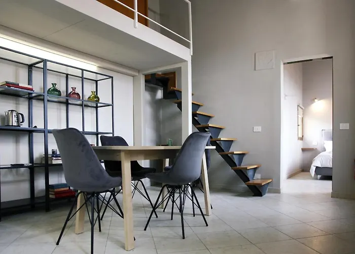 Apartment Rome, Very 2 Bedrooms 4 Beds *