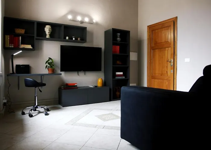Apartment Rome, Very 2 Bedrooms 4 Beds *