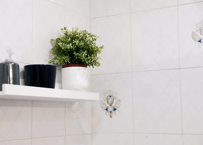 Apartment Rome, Very 2 Bedrooms 4 Beds *