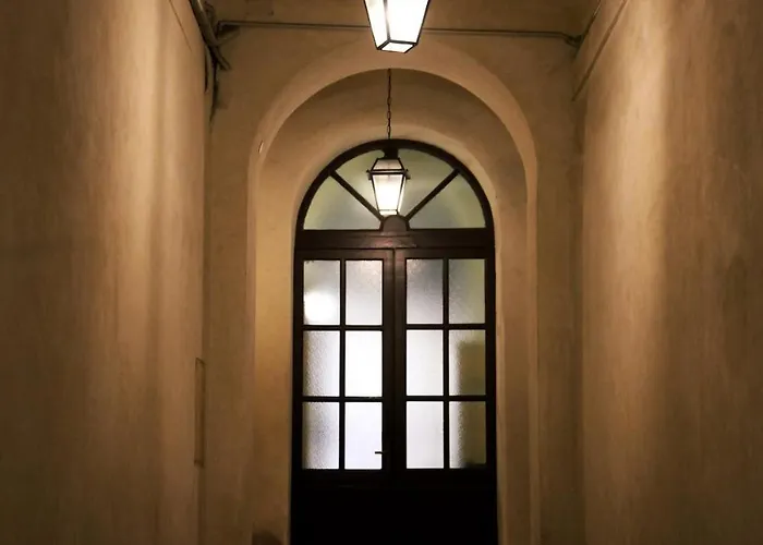 Rome, Very 2 Bedrooms 4 Beds Apartment