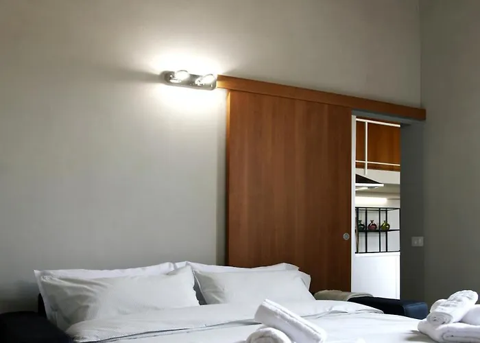 Rome, Very 2 Bedrooms 4 Beds * Rom